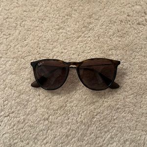 Raybans - Brown Erika Classic